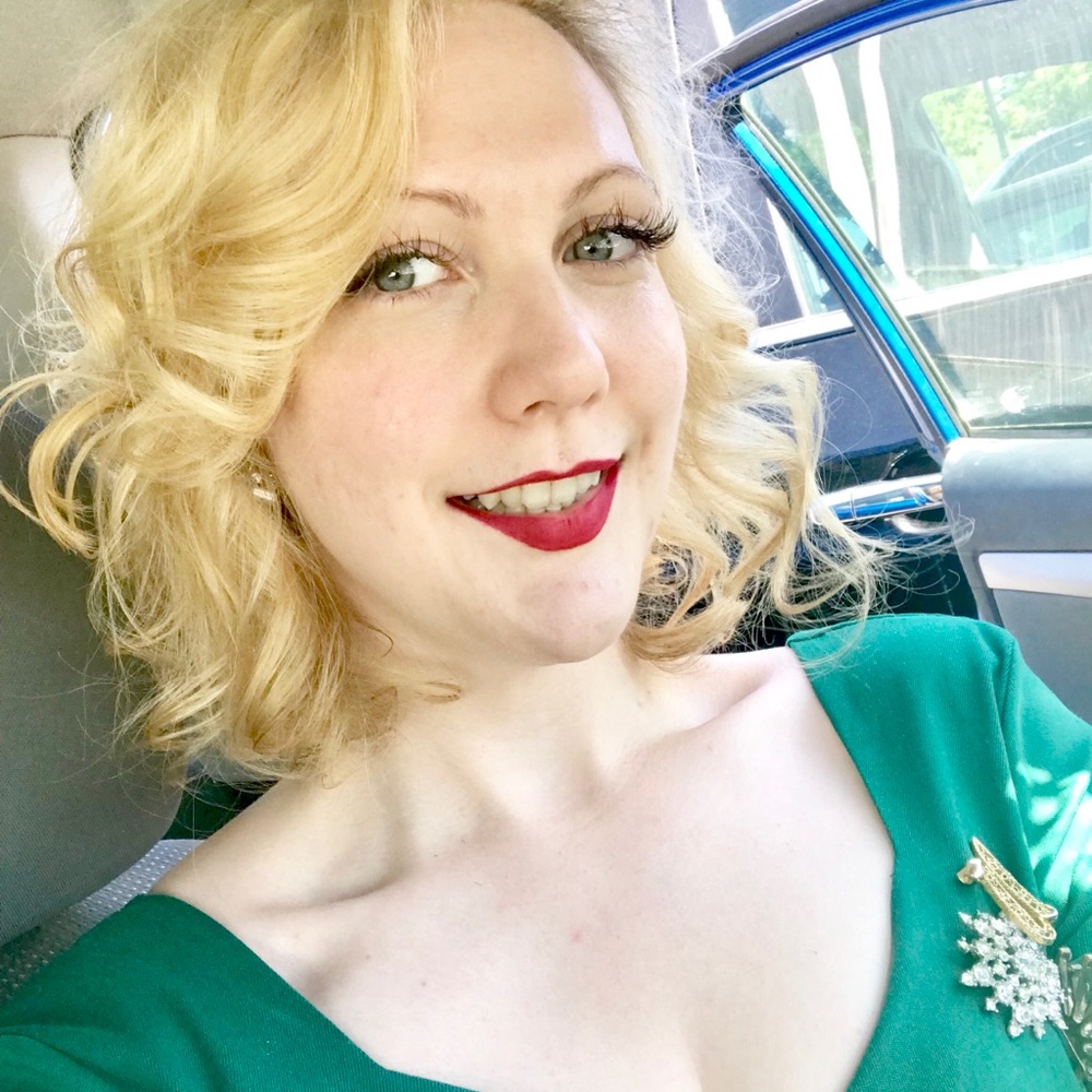 Meet your Posher, Annedra